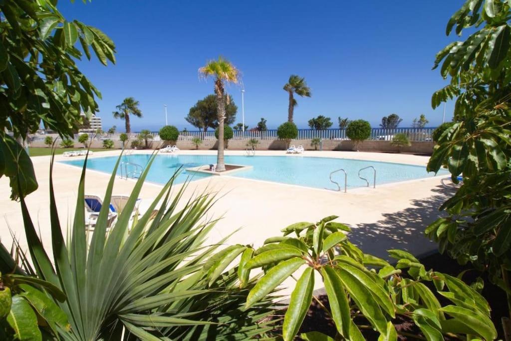 El Medano Beachfront Triplex Penthouse With Pool, Rooftop, Sea View Zewnętrze zdjęcie